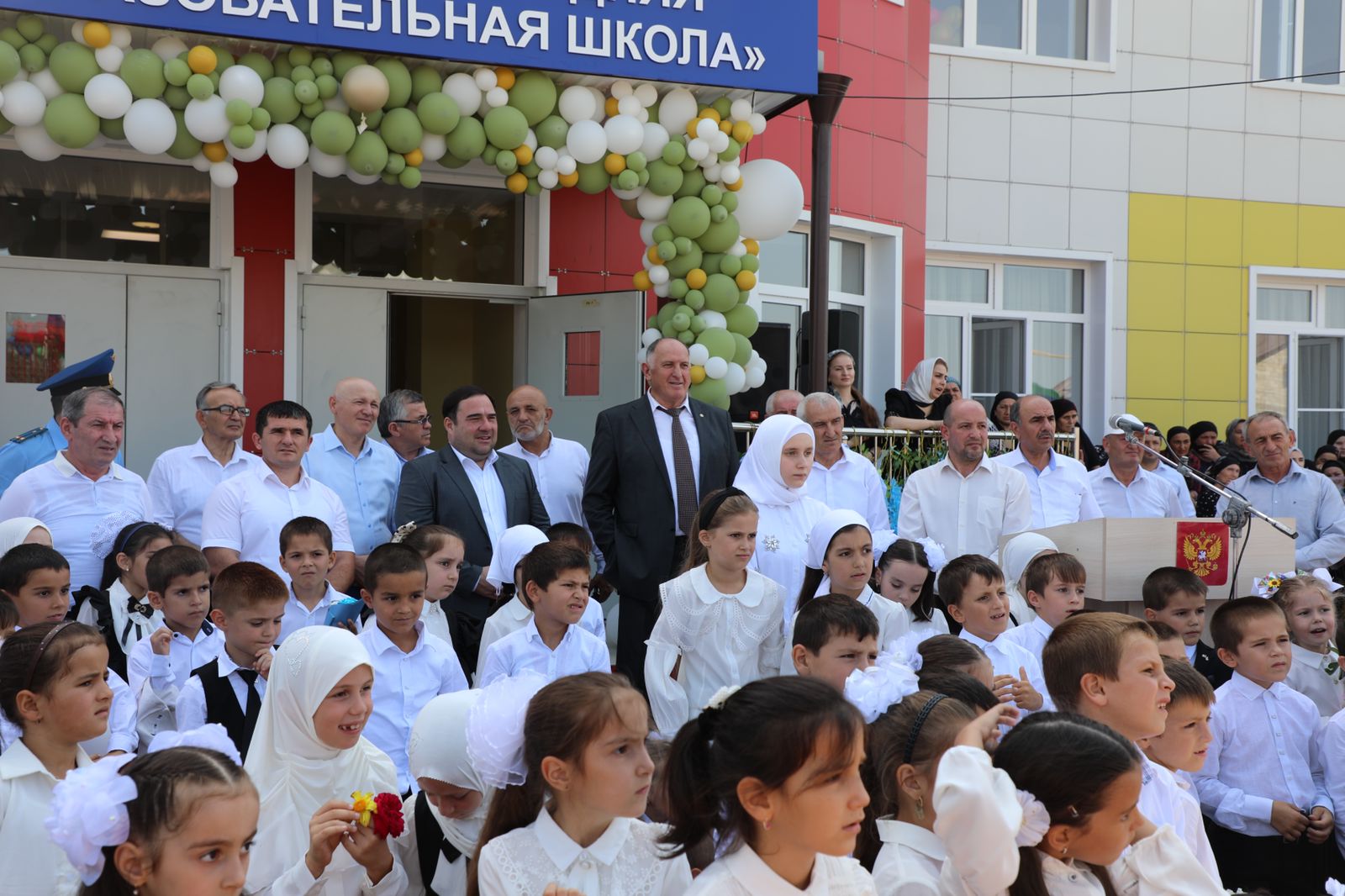 1 сентября в селе Новый Костек открыли новую школу на 400 ученических мест